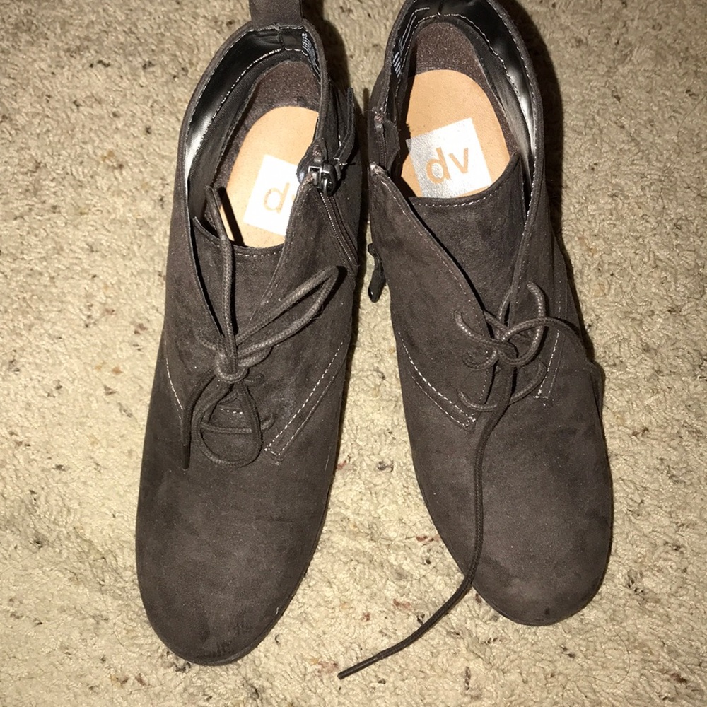 DV (Dolce Vita) Booties Sz 8.5